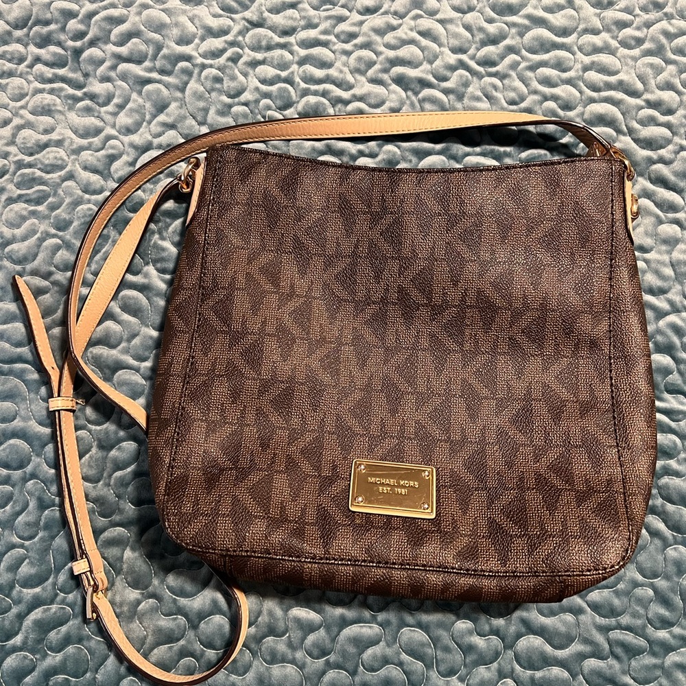 Michael Kors Crossbody